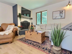 BearRight Great Location AC and Fire Pit